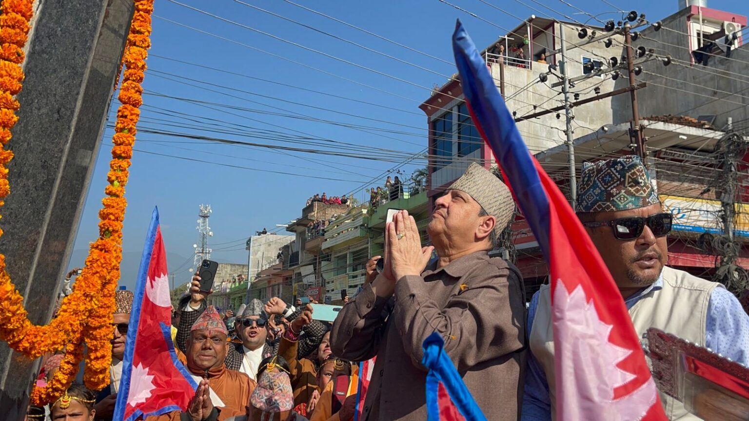 पूर्वराजा ज्ञानेन्द्रलाई दाङमा नागरिक अभिनन्दन, ‘राजा आउ, देश बचाउ’ नारा घन्कियो (फोटोफिचर)