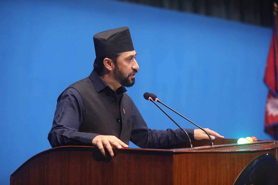 जिल्लाको आदेशविरुद्ध रविको रिट न्यायाधीश खडानन्द तिवारीको इजलासमा