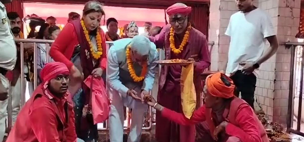 गृहमन्त्रीद्वारा गढीमाई माताको दर्शन