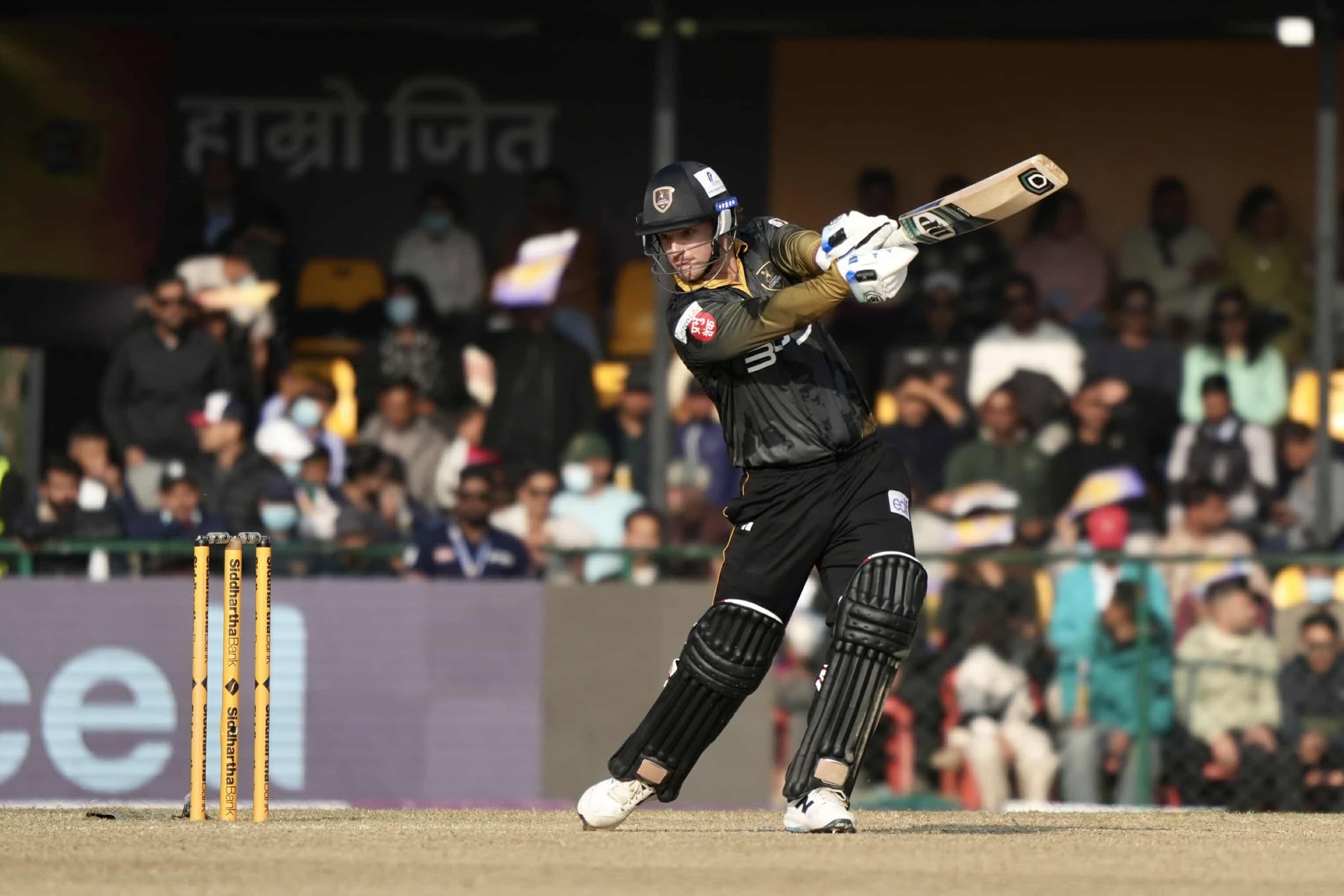 काठमाडौंलाई दोस्रो आभेरमै झट्का, माइकल लेभिट आउट