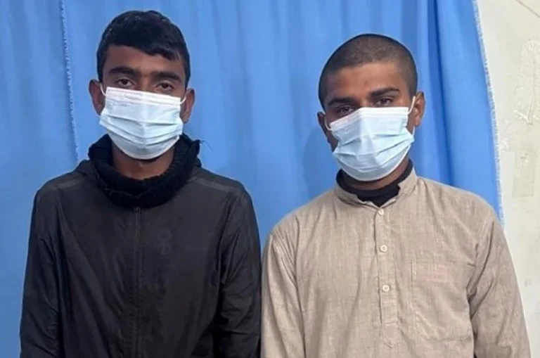 अपाङ्गताको नक्कली कार्ड लिएर माग्दै हिँड्ने दुई युवा पक्राउ