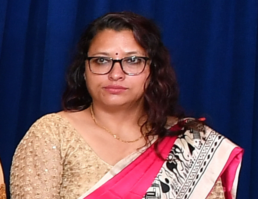 रहिनन् ‘आँसुको शक्ति’ लेखक सुनिता