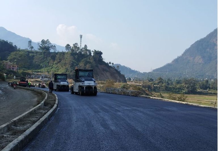 पृथ्वी राजमार्गको पूर्वी खण्डमा ७७ दशमलव सात प्रतिशत प्रगति