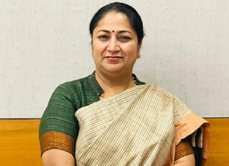 दिल्लीको मुख्यमन्त्रीमा रेखाले शपथ लिँदै, केजरीवाललाई पछार्ने प्रवेश वर्मा उपमुख्यमन्त्री हुने