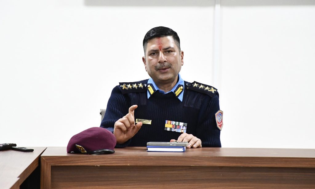 काठमाडौंका एसएसपी भन्छन्- अब चाँडै स्थिति नियन्त्रणमा आउँछ