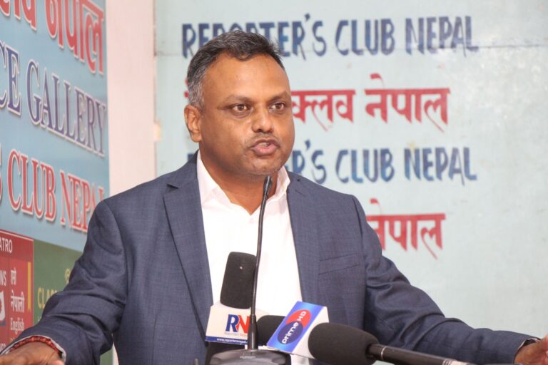 कुलमानलाई बर्खास्त गरेर सरकारले जे गर्यो ठीक गर्यो, अब निष्पक्ष आयोग बनाएर उनीमाथि छानविन हुनुपर्छः वरिष्ठ अधिवक्ता कर्ण