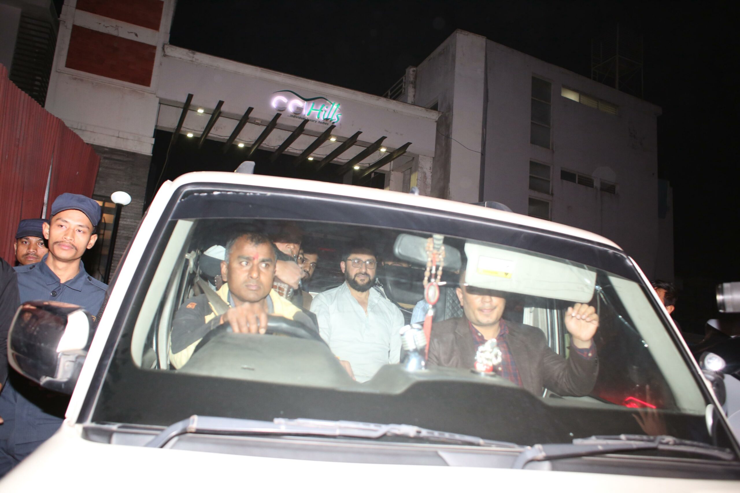 ब्रेकिङः रवि लामिछानेलाई थुनामा राख्ने आदेश सर्वोच्चबाट सदर