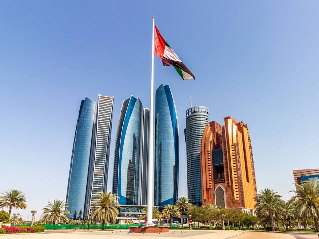 अबुधाबीमा दक्ष कामदार २५ लाख पुग्यो, ८२ प्रतिशतले वृद्धि