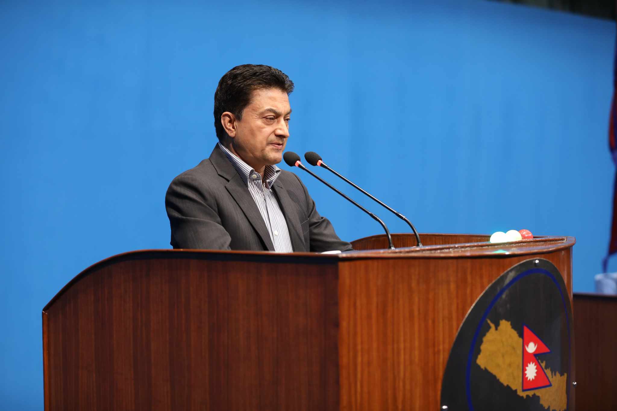 एमाले सांसद विष्टको आग्रह- सरकार गयो-गयो भनेर निराशा पैदा गर्ने काम नगर्नुस्