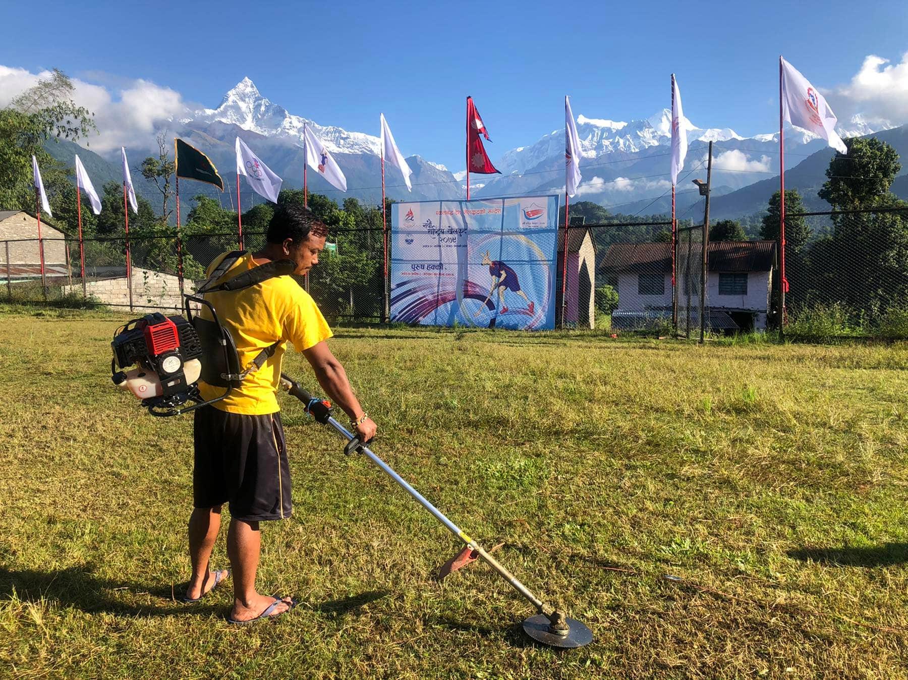च्यासलमा हक्कीको चटारो, उपाधि जित्ने दौडमा प्रदेश र क्लब टोलीबीच कडा टक्कर हुने