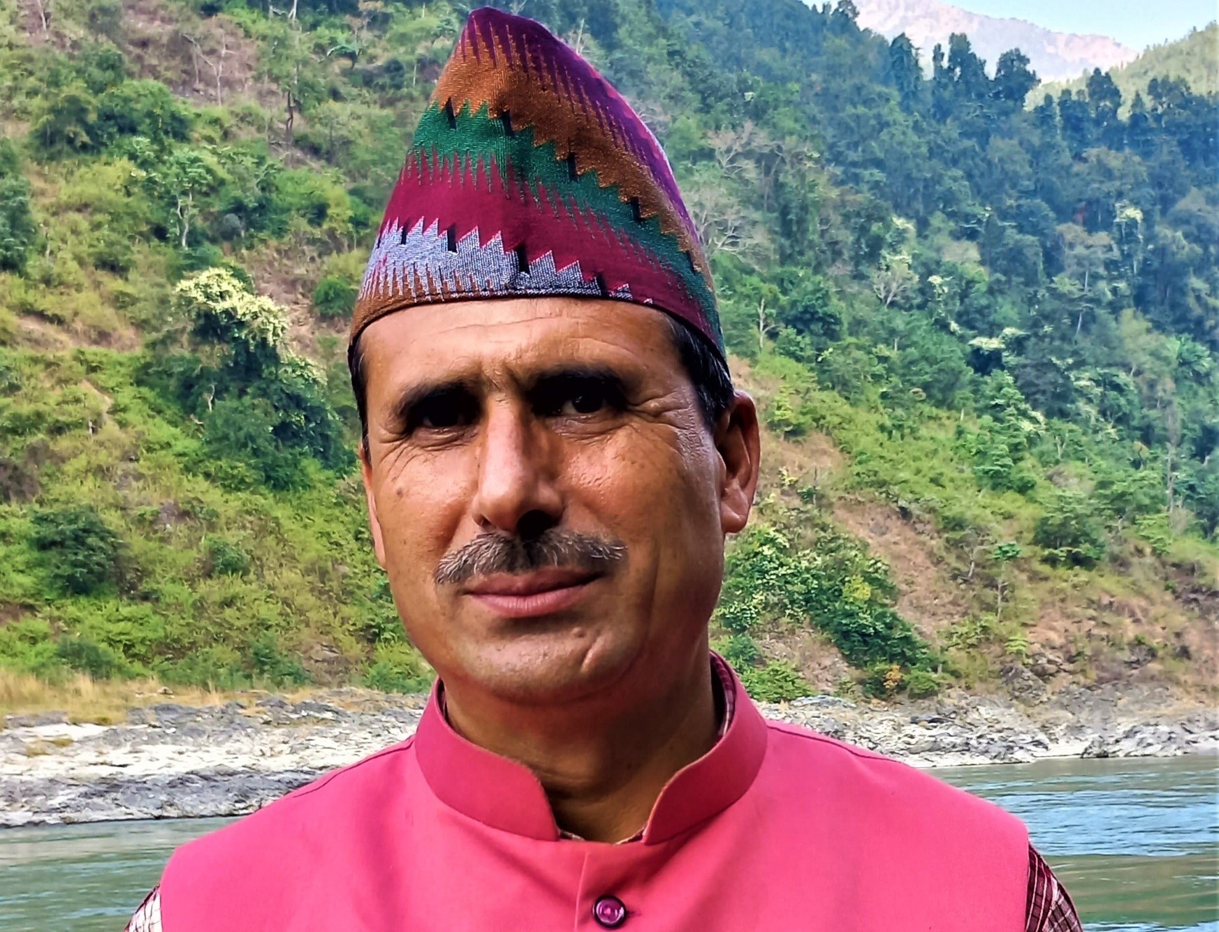 शिक्षकहरूलाई नधम्काउन शिक्षक महासंघको आग्रह