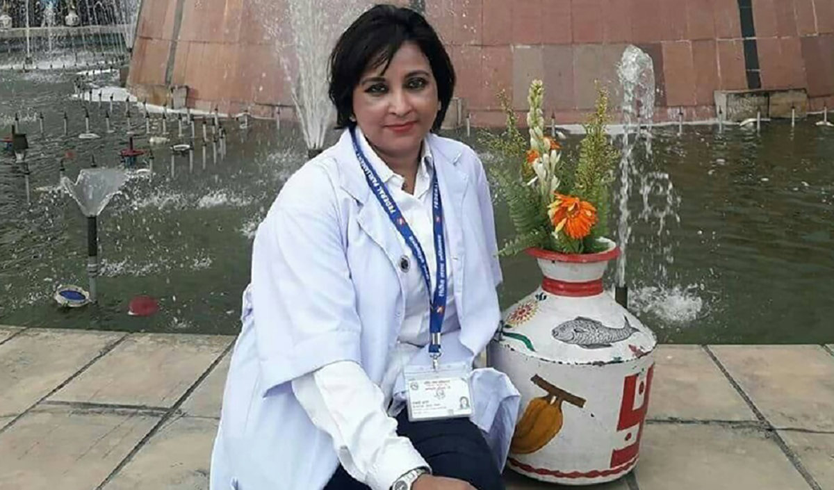 आफ्नै डेरामा मृत भेटिइन् राेशनी शाही