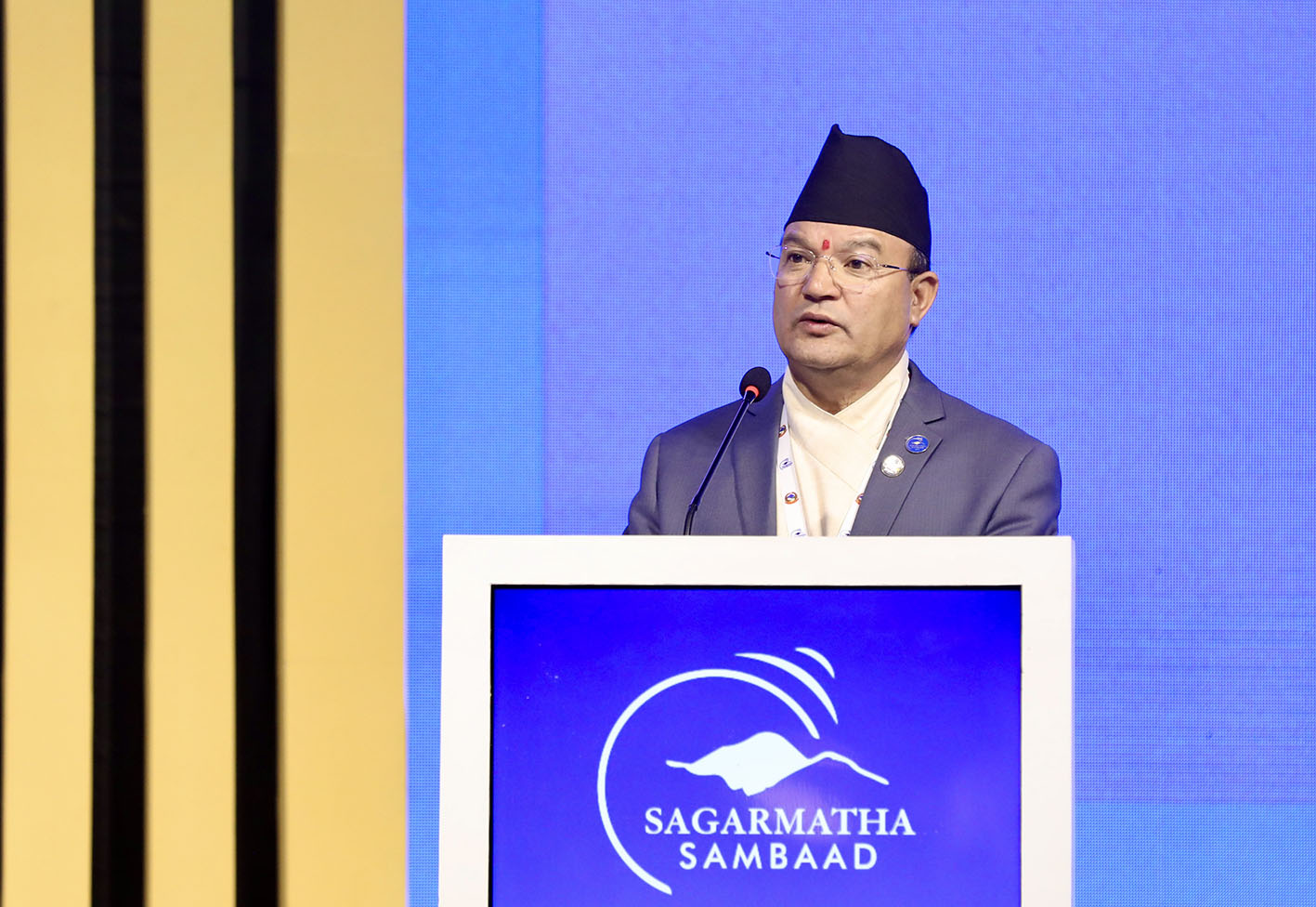 ‘हिमाल भव्य मात्र होइन अत्यावश्यक जलवायु नियामकका रूपमा रहिआएका छन्’