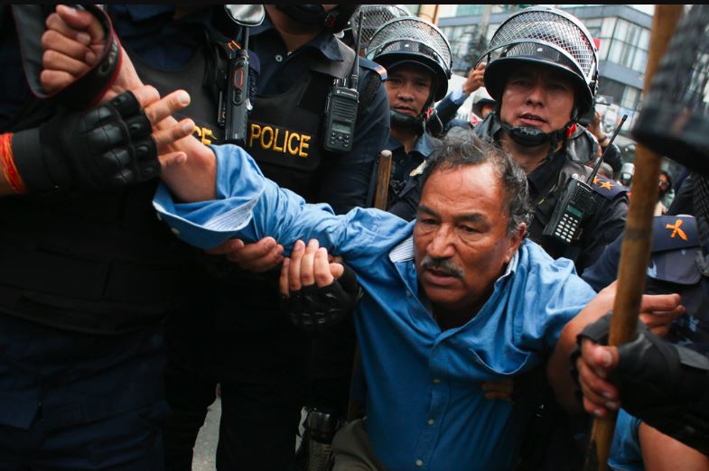 राजावादी आन्दोलन: नारायण चौरबाट पक्राउ परे कमल थापा