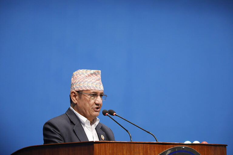 ‘राजस्व चुहावट नियन्त्रण गरी लक्ष्यअनुरुप राजस्व उठाउनुपर्छ’