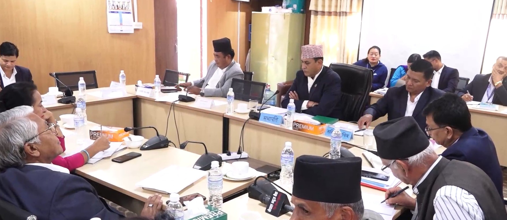 गैरआवासीय नेपालीको माग : राज्यले मान्यता दिने नागरिकता चाहिन्छ