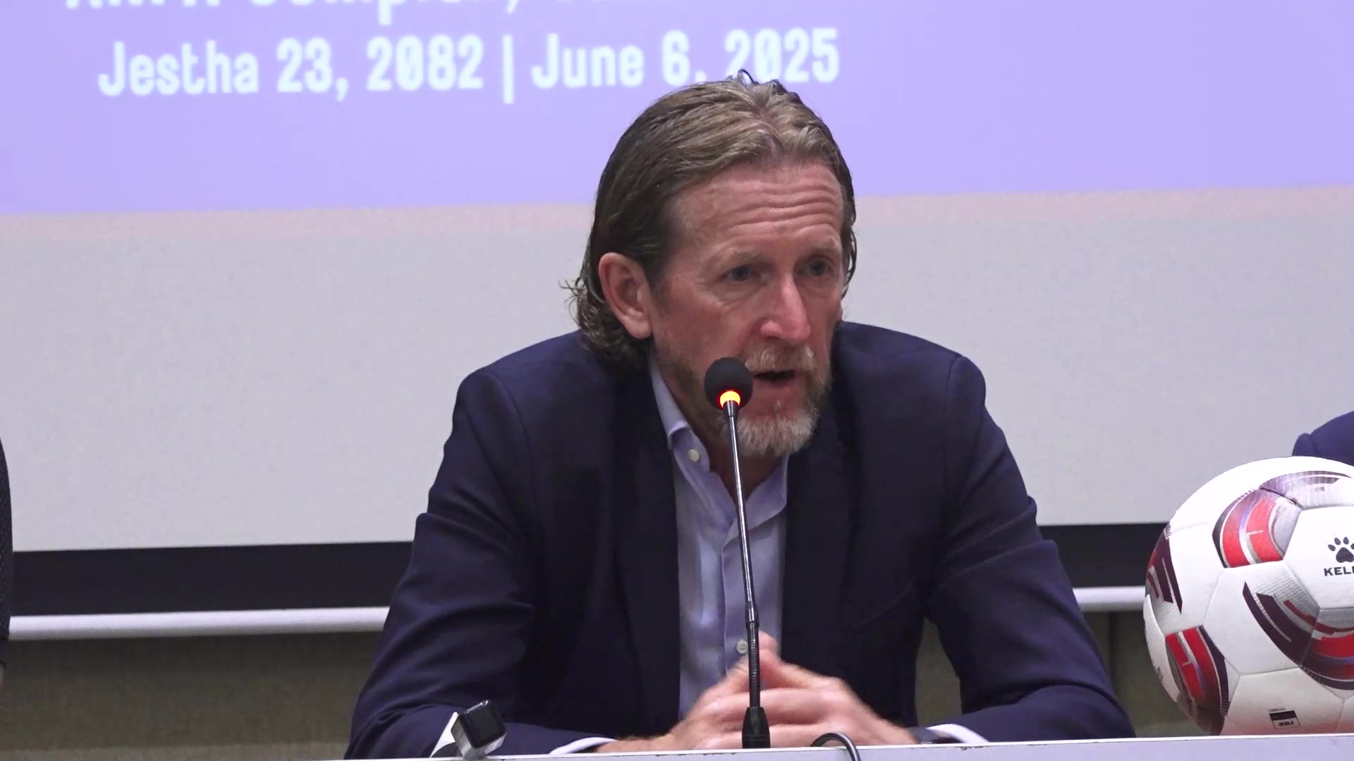 नेपाली टोलीलाई बलियो बनाउँदै लैजान्छु : प्रशिक्षक प्याट्रिक डे वाइल्ड