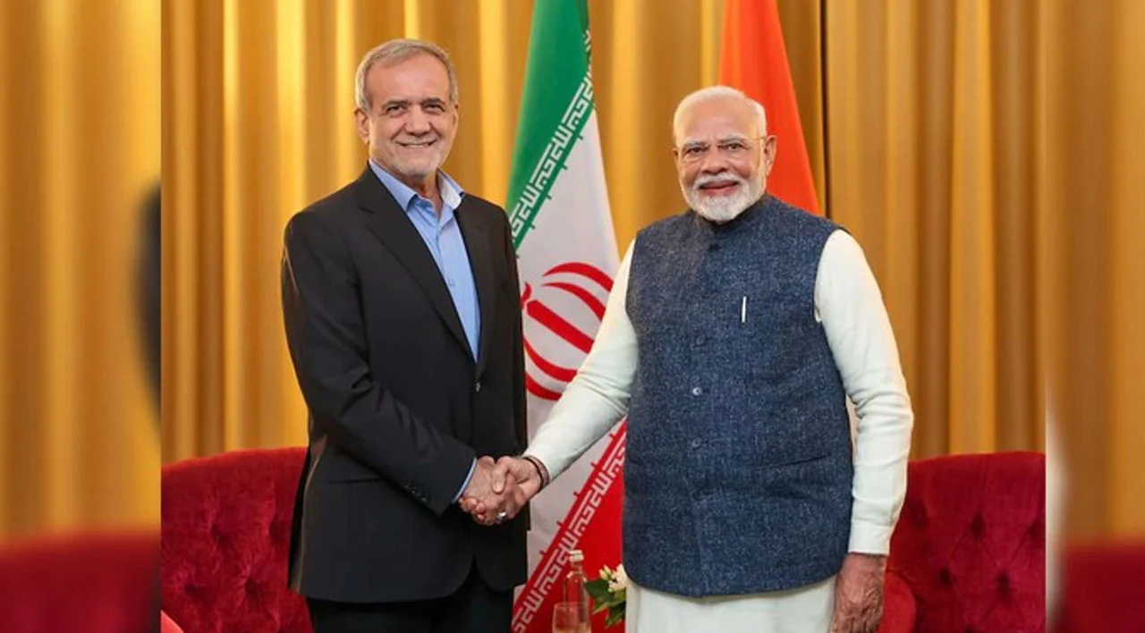 मौनता तोड्दै मोदीले गरे इरानी राष्ट्रपतिसँग फोन वार्ता