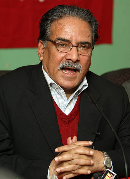 प्रचण्डले शिक्षा विधेयक  पास गर्न सरकारलाइ  अनुरोध गरे