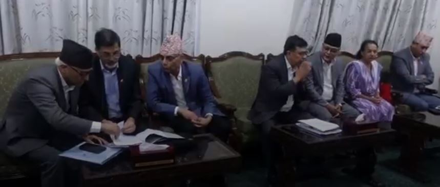 समितिको सहमतिमा पारित विधेयकमा ‘बाहेक’ को खेल, संसदमा कुलिङ पिरियड हेरफेरले राजनीतिक तापक्रम चुलियो